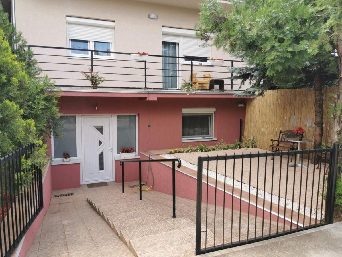 Fast Sleep & Go 1 Apartment Paracin Exterior photo